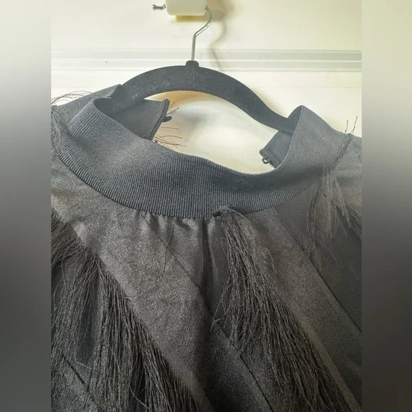Elegant NWT Black Fringe Long Sleeve Midi Dress - Picture 5 of 8